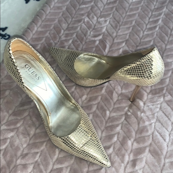 Guess Heels - Picture 5 of 5